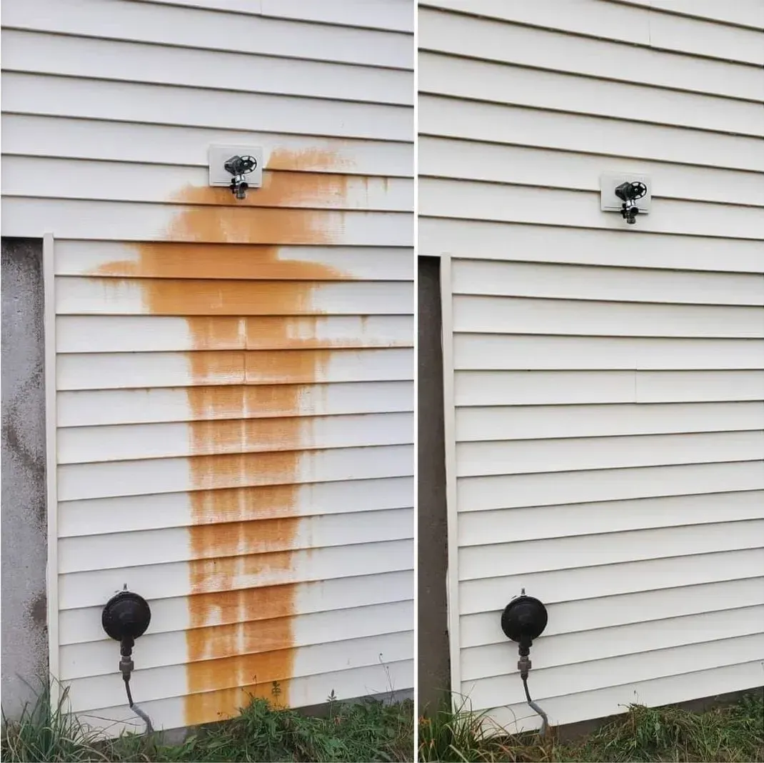 A before and after picture of a white siding on a house