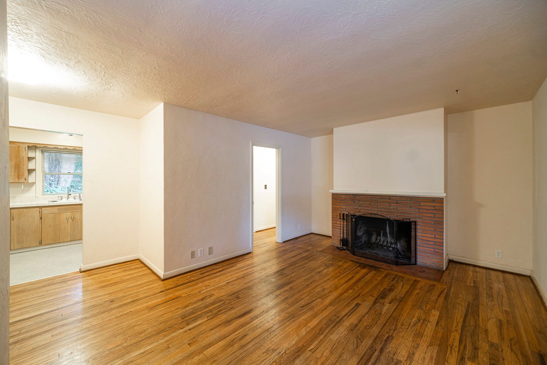 Terrace Manor - Image 4