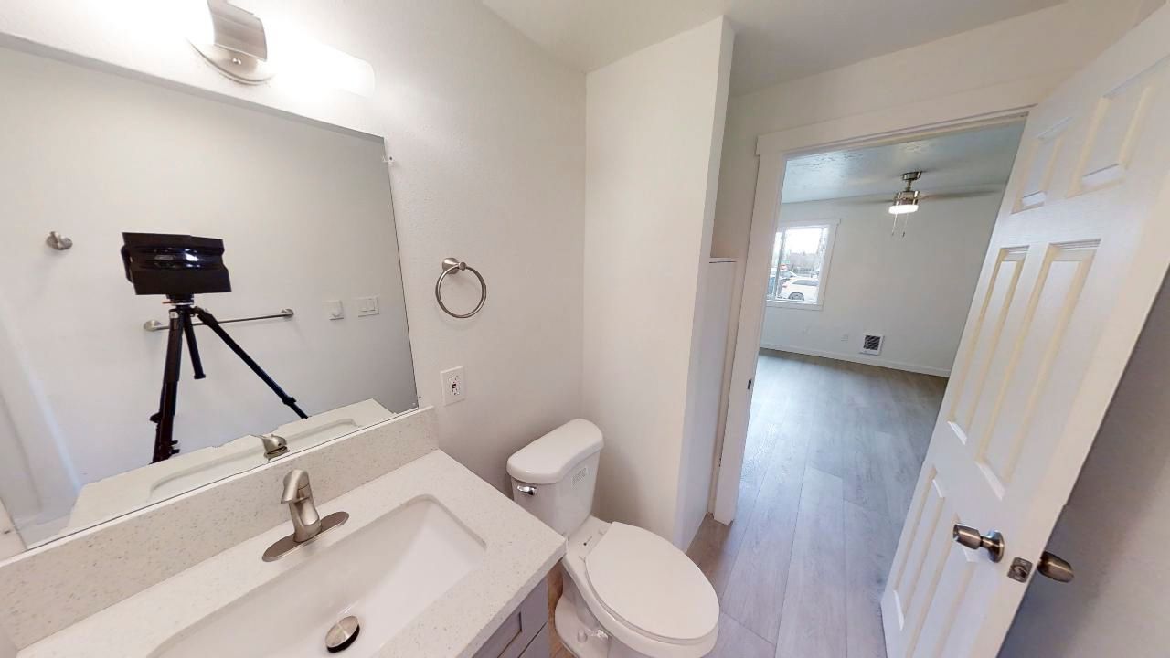 Phoebe Flats - Image 9