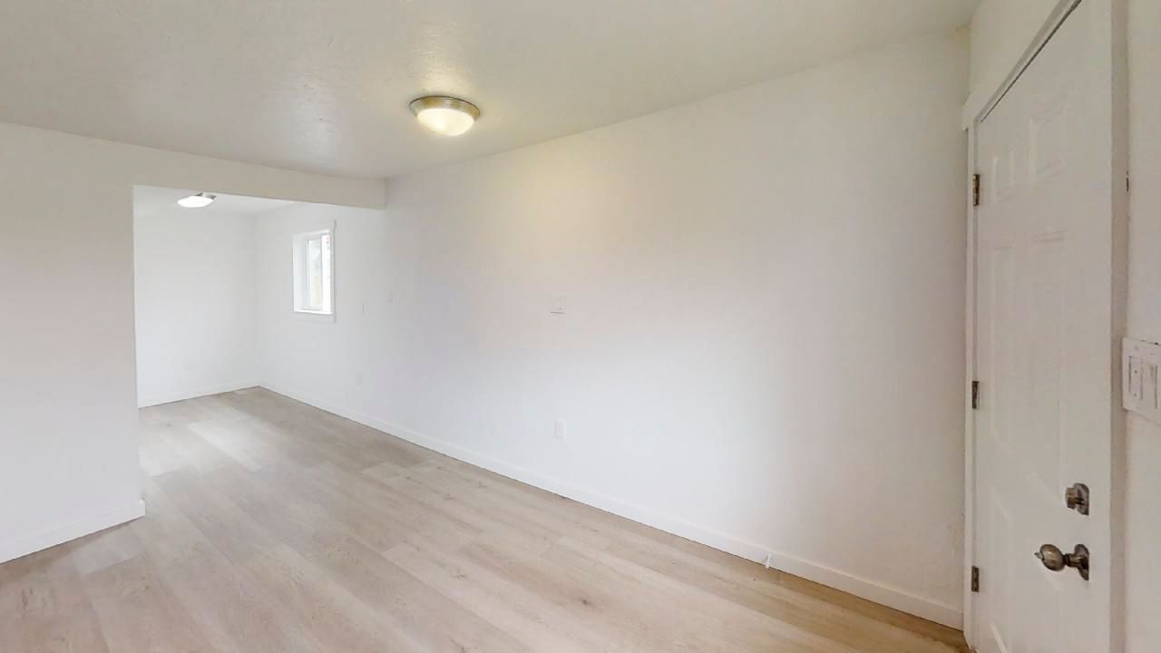 Phoebe Flats - Image 16