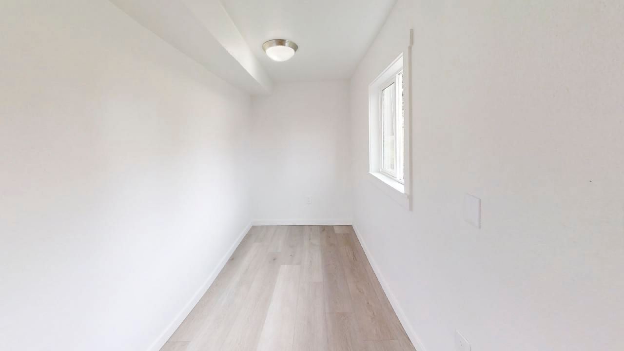 Phoebe Flats - Image 18