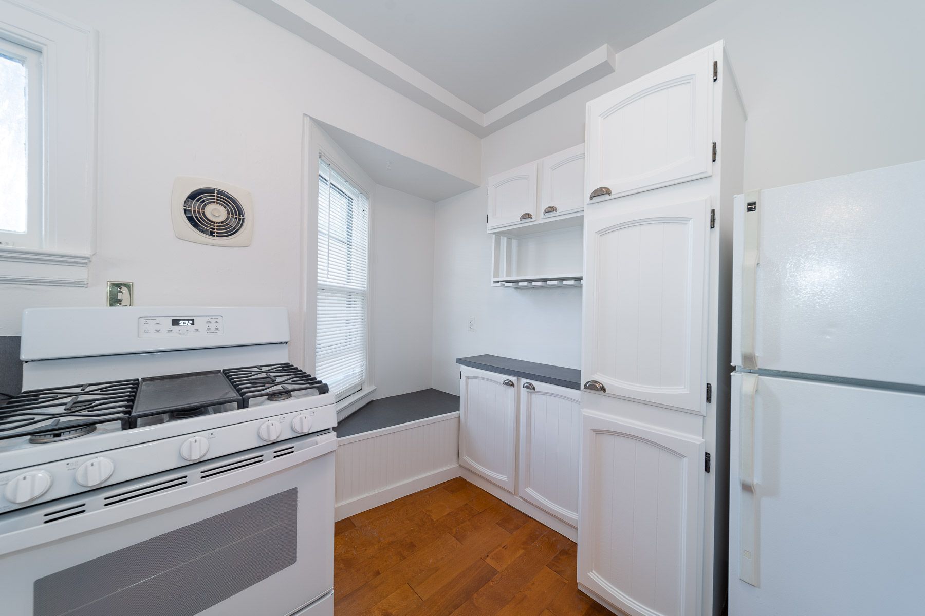 Sebastian Apartments - Image 7