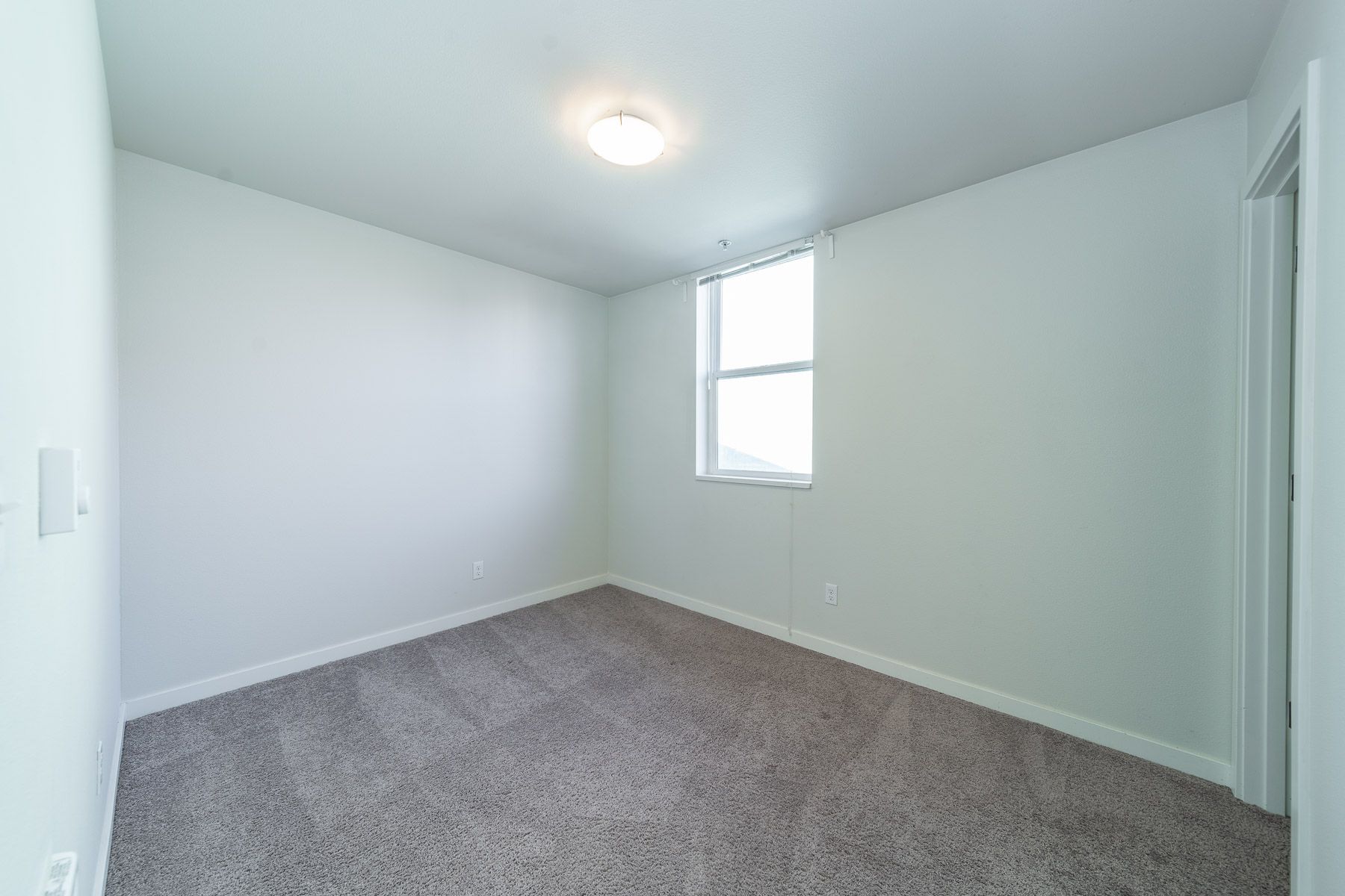 Maxwell Apartments - Image 9