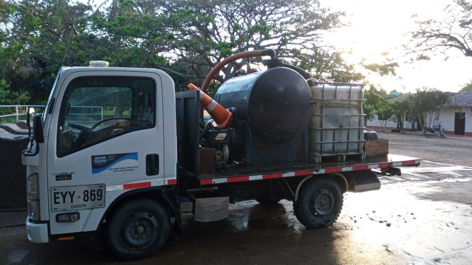 vaccum service tanques de agua