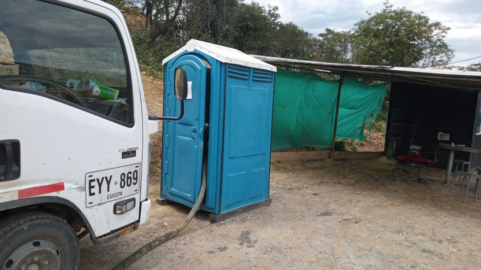 vaccum service baños portatiles