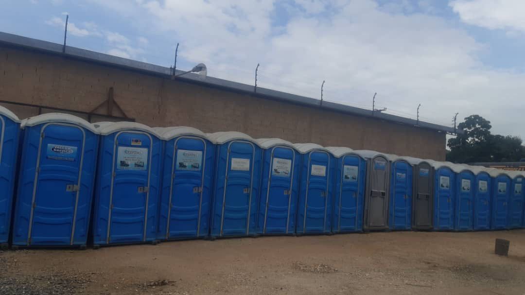 vaccum service baños portatiles