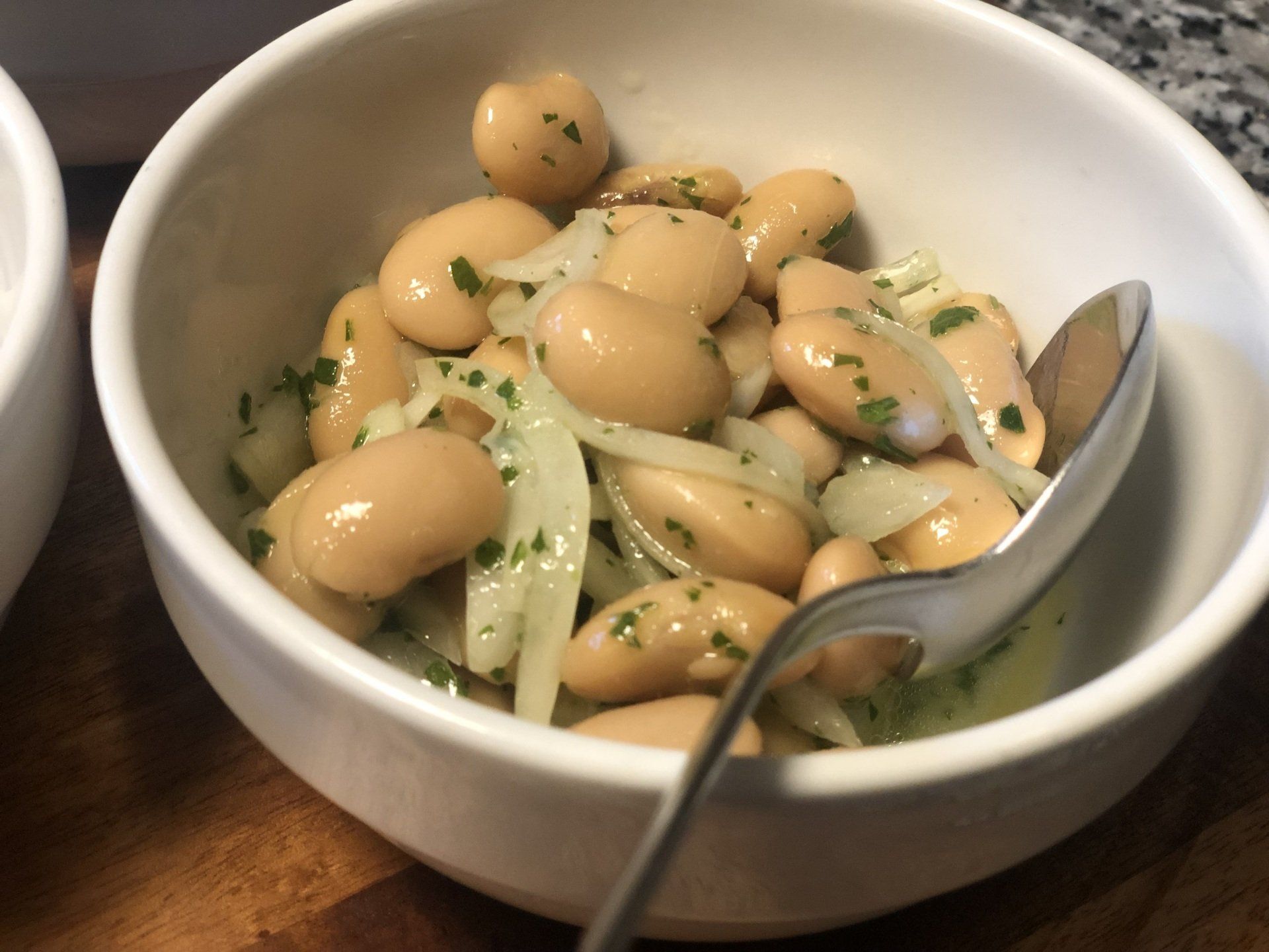 Fagioli prezzemolati con cipolla