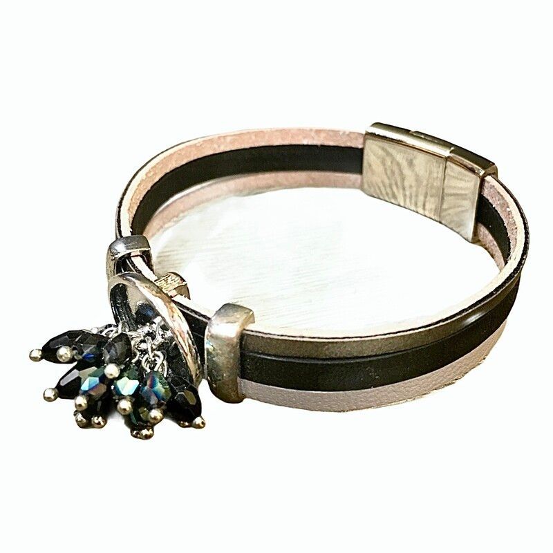 bracciale con perle luminose