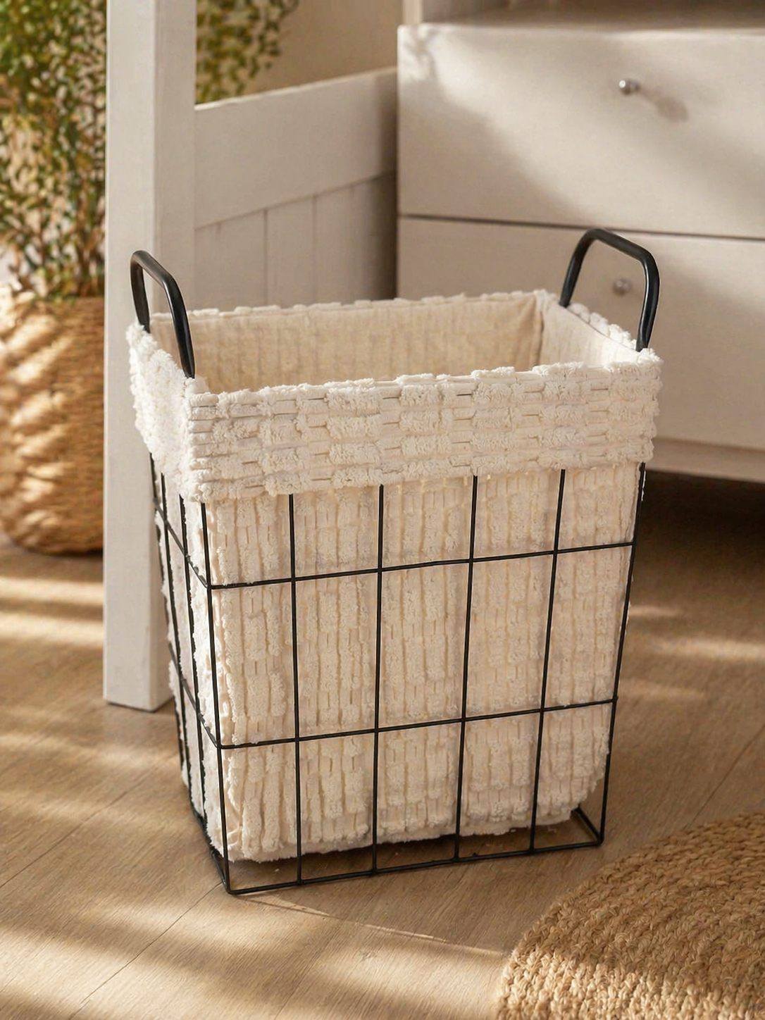 Cesto Organizadora con Base Metálica