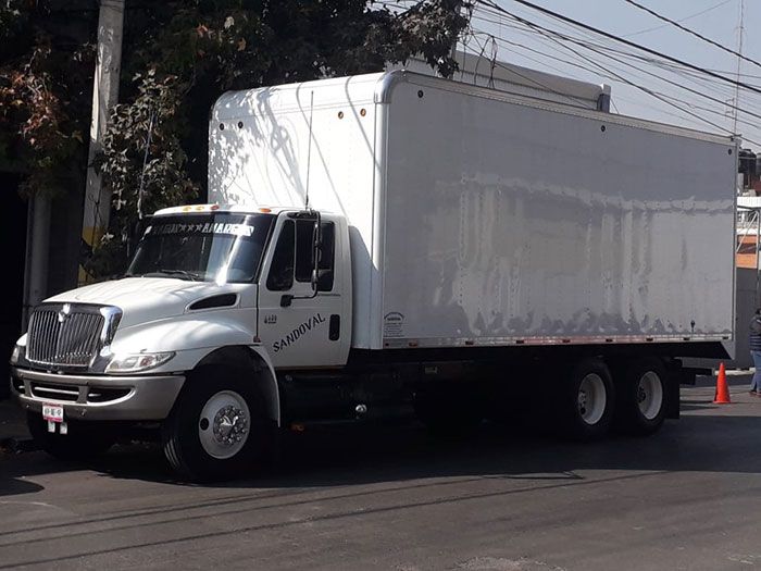 FLETES Y MUDANZAS ANDRADE FLETES Y MUDANZAS ANDRADE