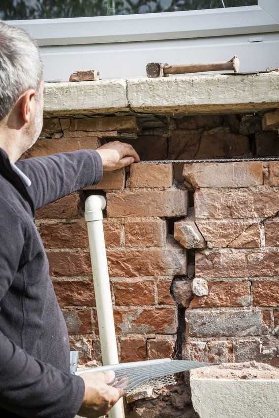 Commercial property building defects and dilapidations inspection