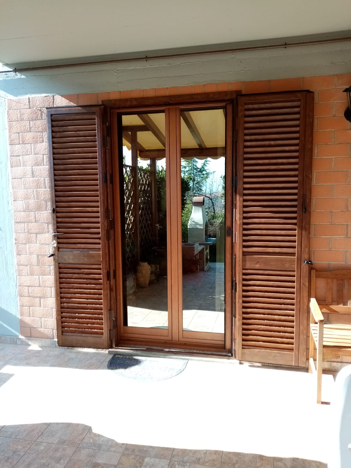 infissi in finto legno