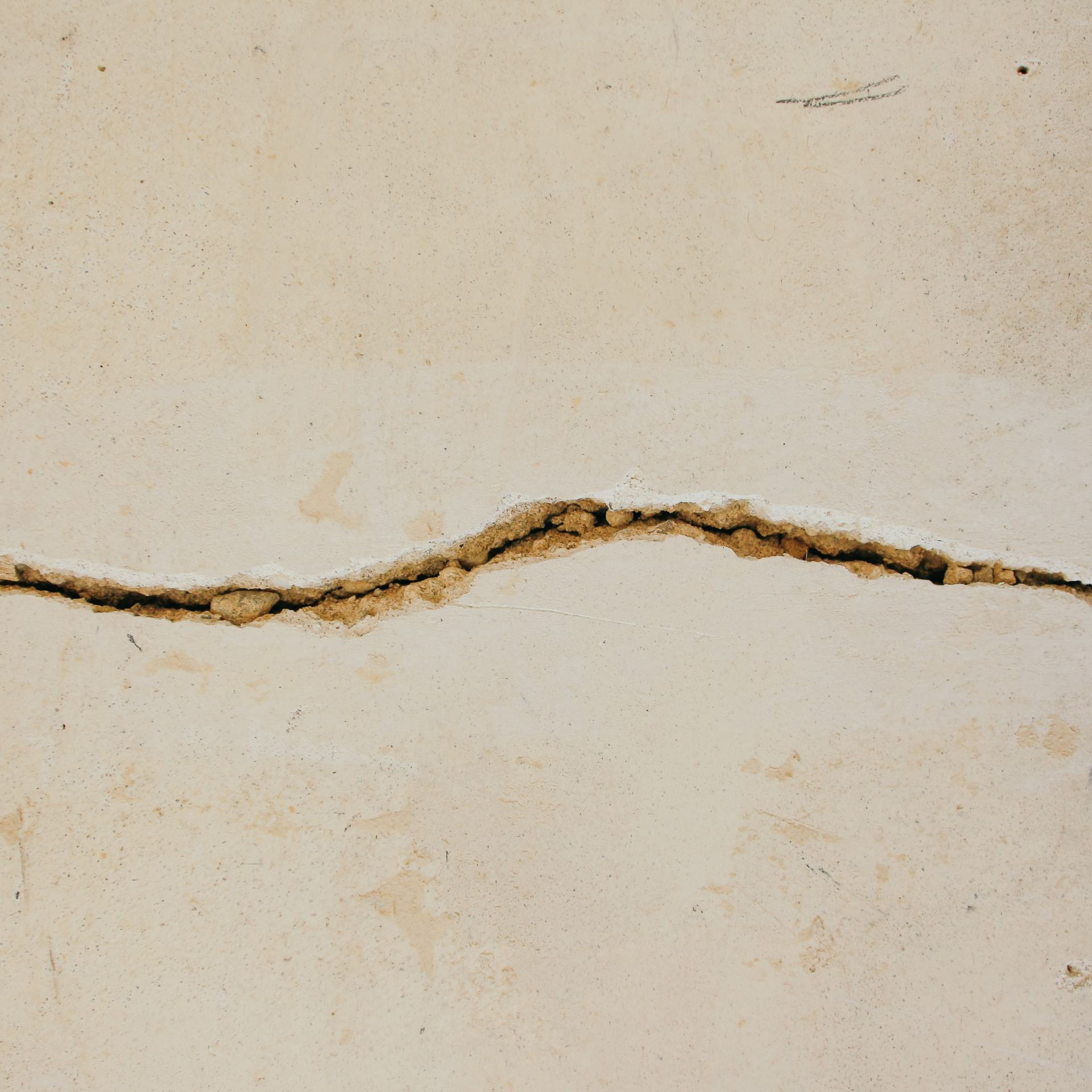 basement crack that needs foundation repair