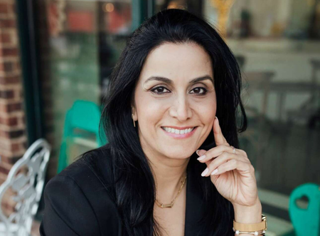 neelu kharbanda smiling