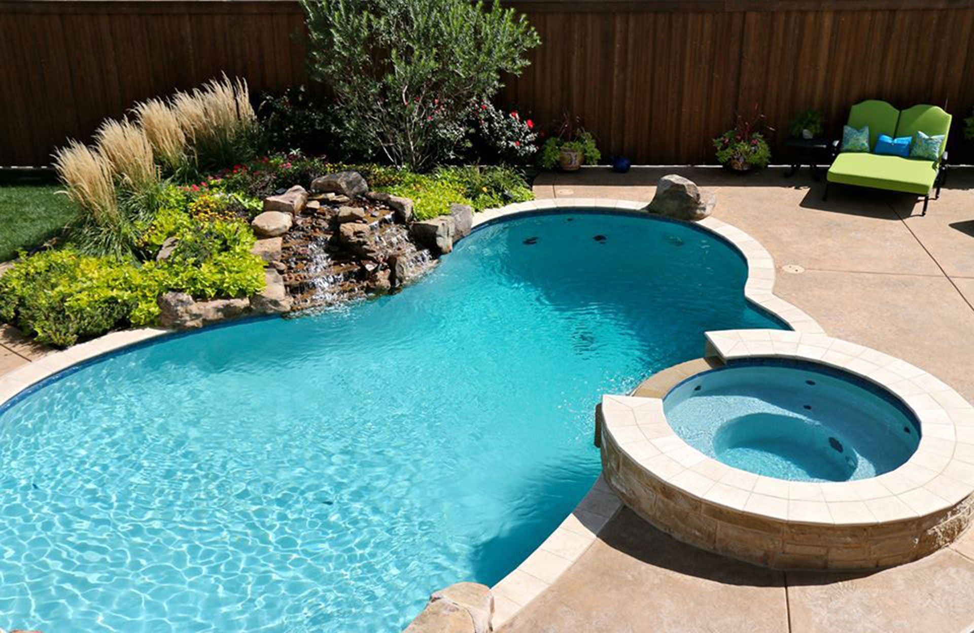 Pools Out Back Amarillo & Perryton, TX Swimming Pool Company