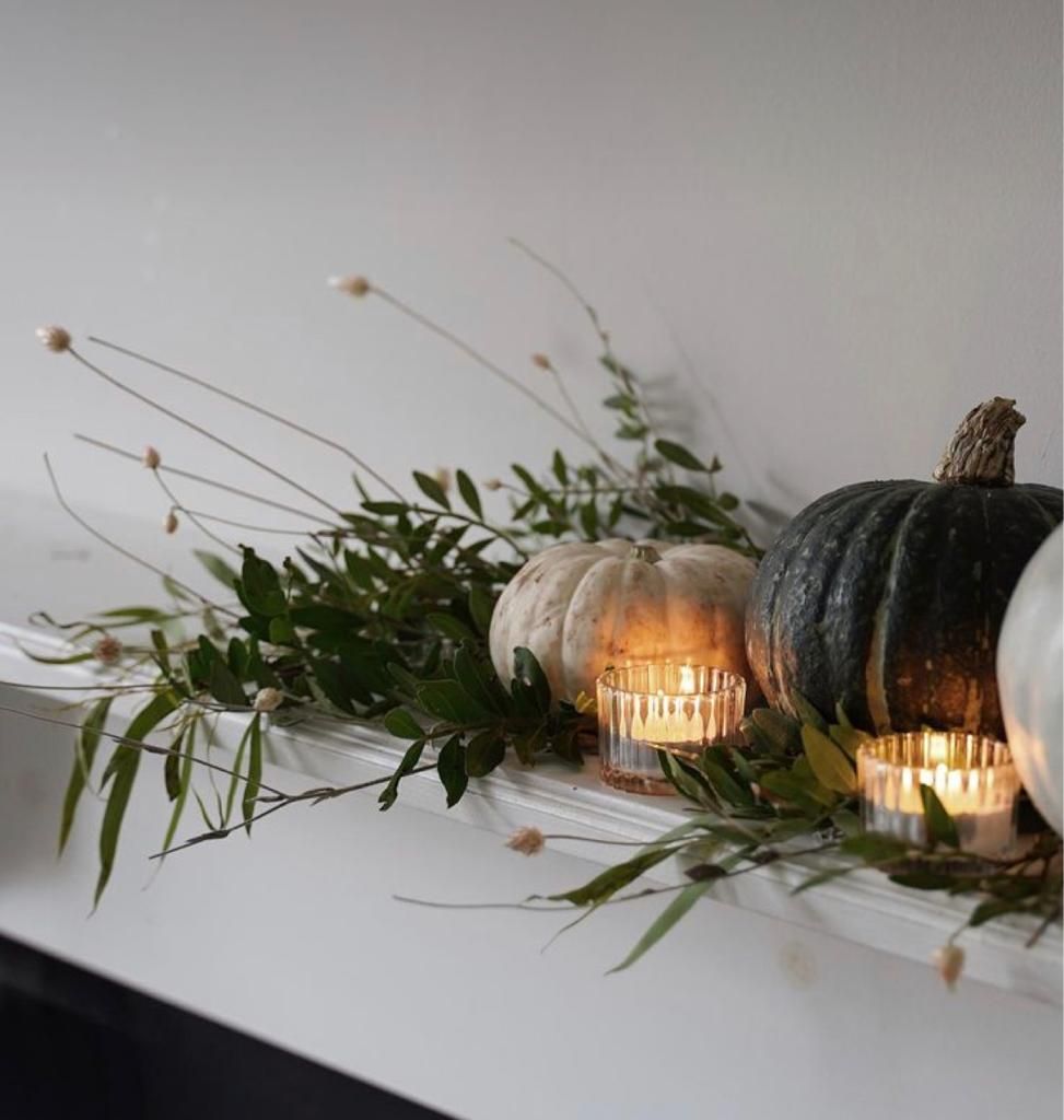 Tasteful Halloween decorations for your living room