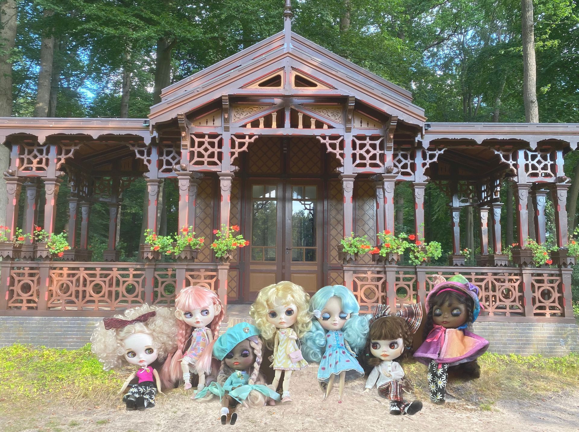 dolls dolls dolls