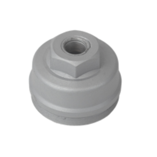 Um objeto de metal cinza com um furo no meio em um fundo branco.