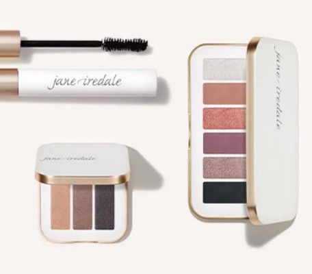 a selection of Jane Iredale cosmetics provided by The Skinutrition Clinic