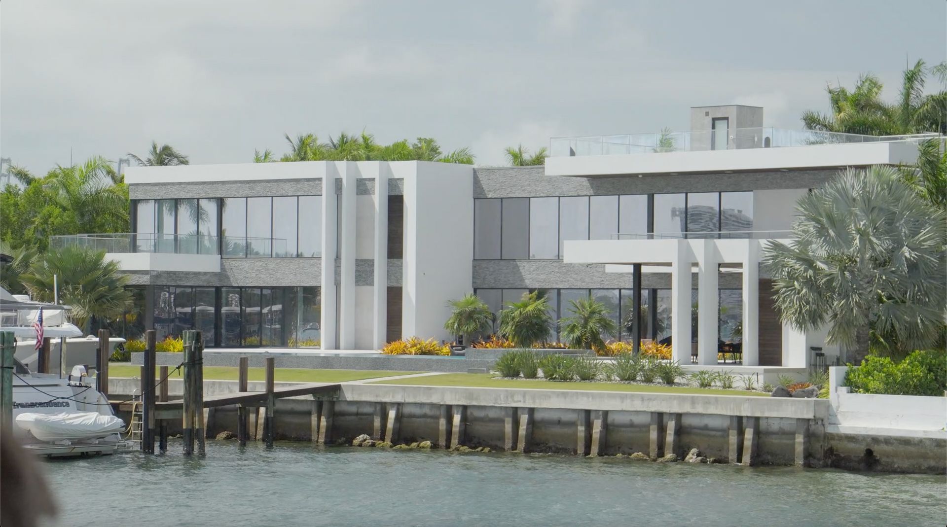 Miami Celebrity Mansion sightseeing cruise, seen on the Miami Sightseeing Boat tour from Bayside