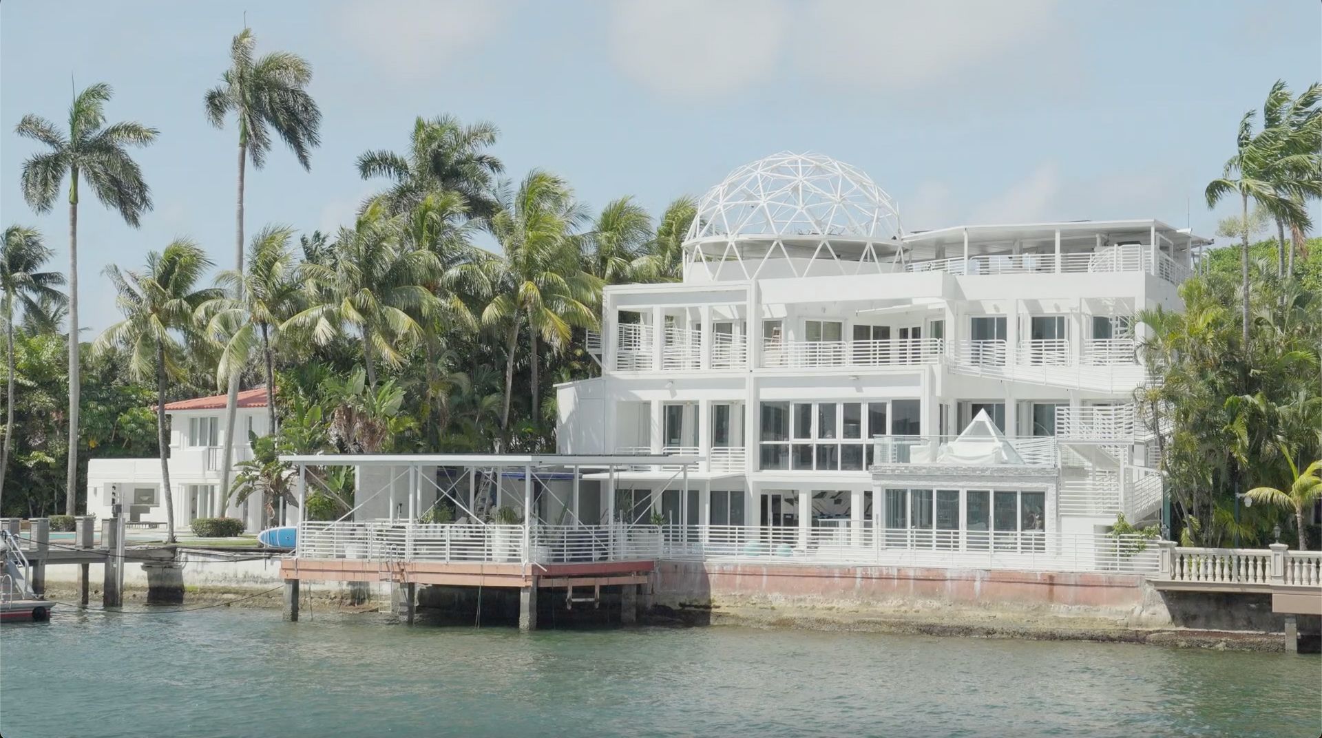Miami Celebrity Homes Tour by boat, mansion seen on Star Island