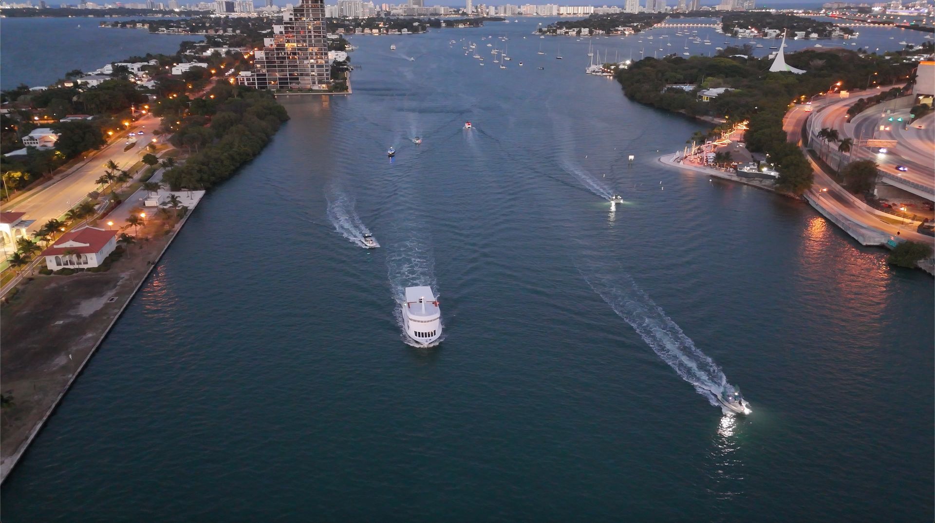 Boat tour on Biscayne bay with Sunset Views