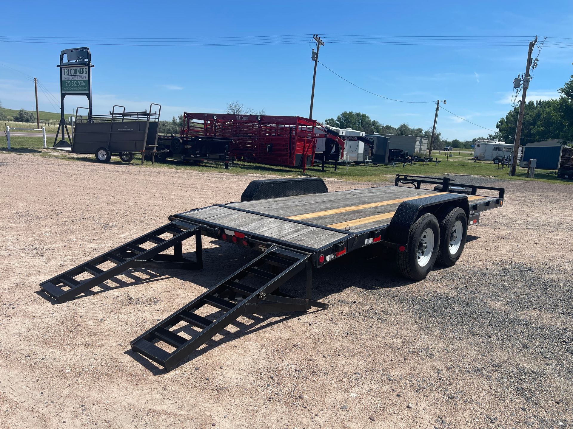 2010 PJ 83x16+2 Flatbed Trailer