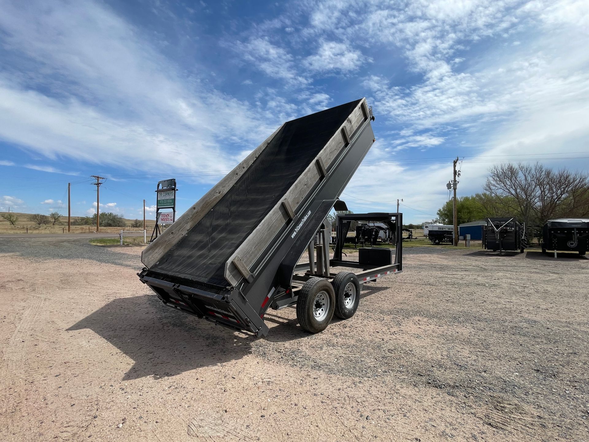 2022 Titan 8'6x16 GN Dump Trailer
