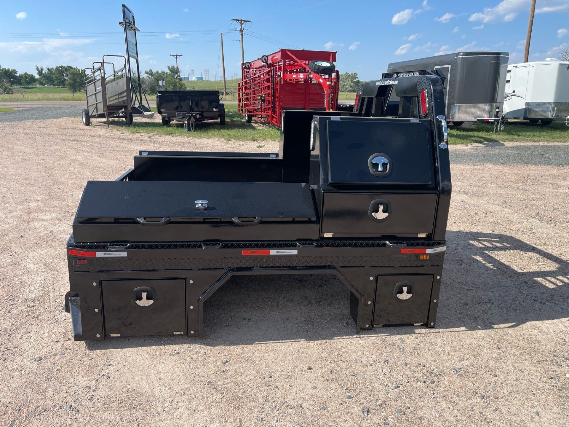 2026 Besler 8000 Series Skirted-Short Box Ford Truck Bed