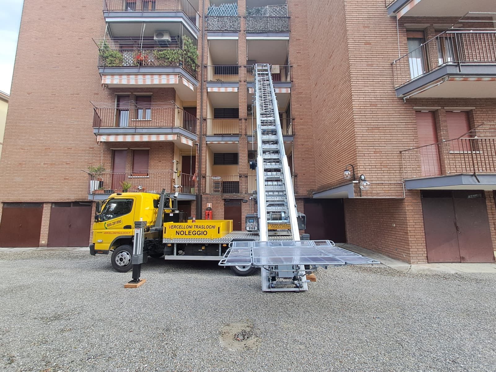 Noleggio Scala aerea a Novara Scala 45 Metri foto 6