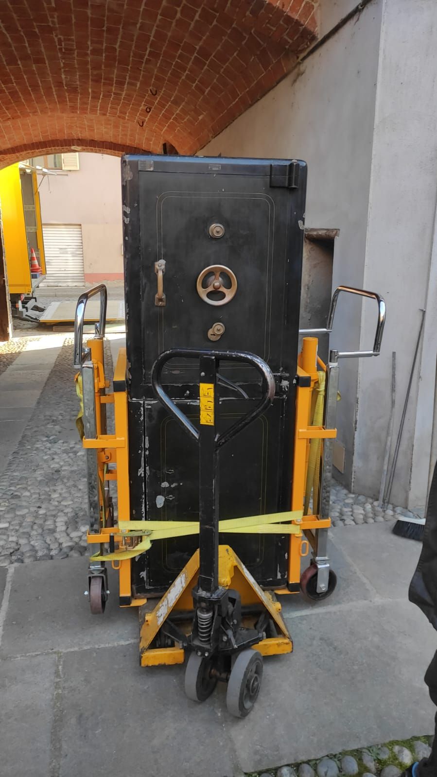 Carrelli idraulici foto 3