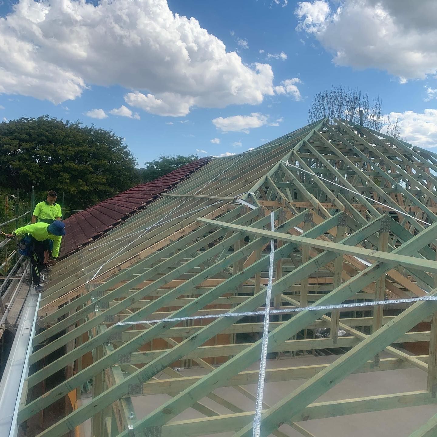 roof re-tiling Gold Coast