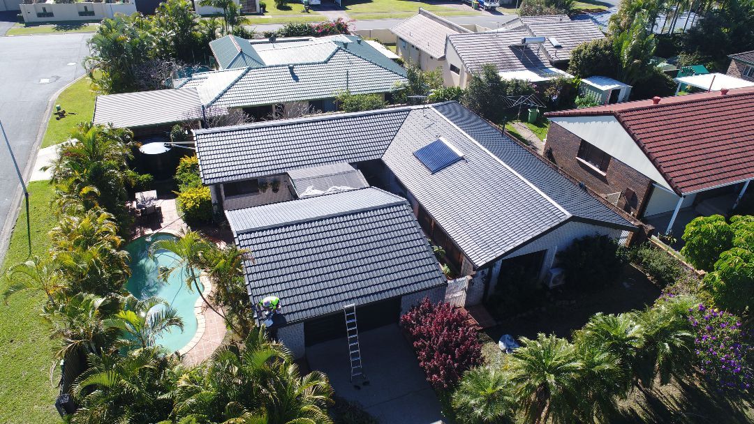 Roof Tiler Gold Coast - Tile Roofing Repairs | Diamond Ace Roofing
