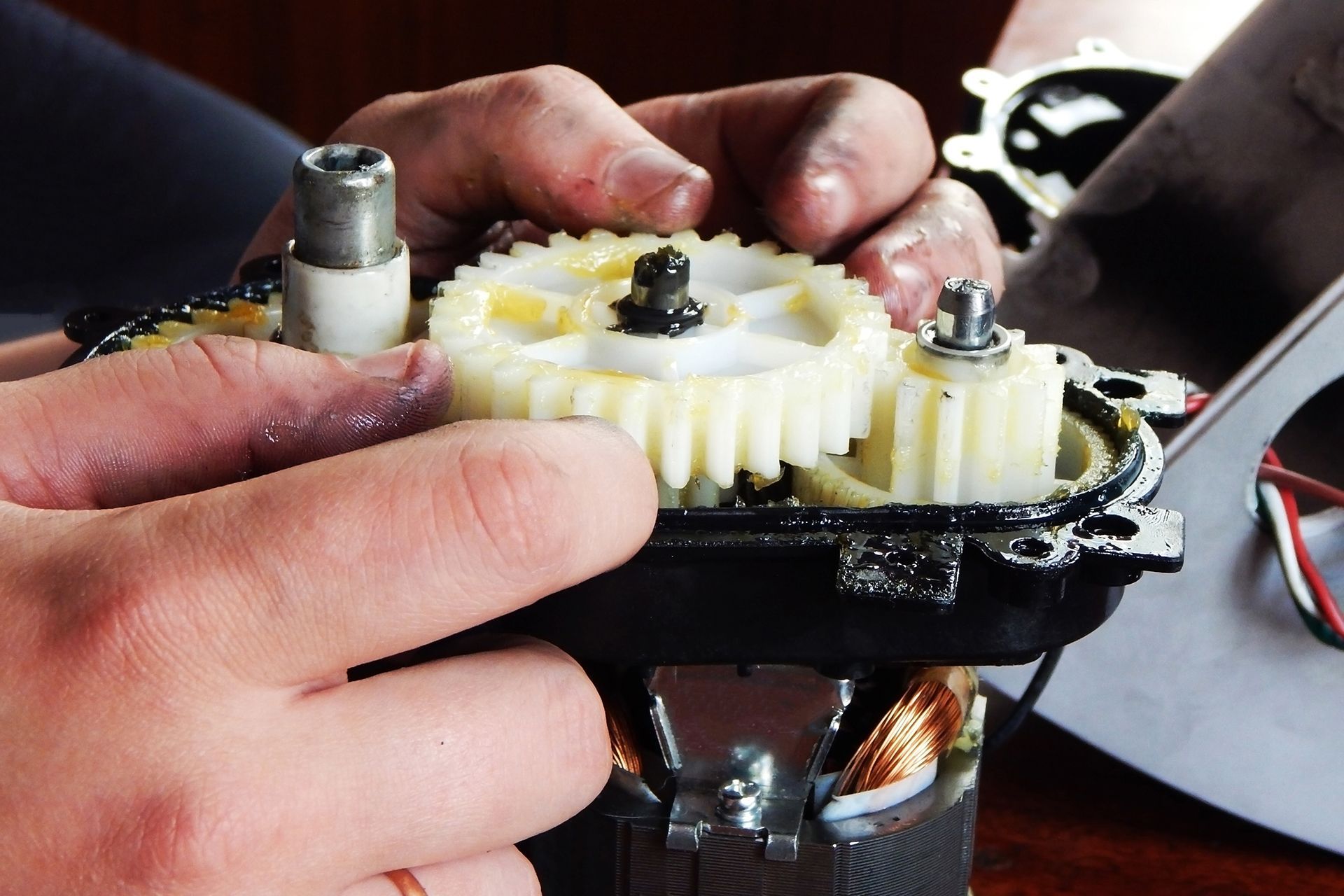 Repairing Gears in Appliance