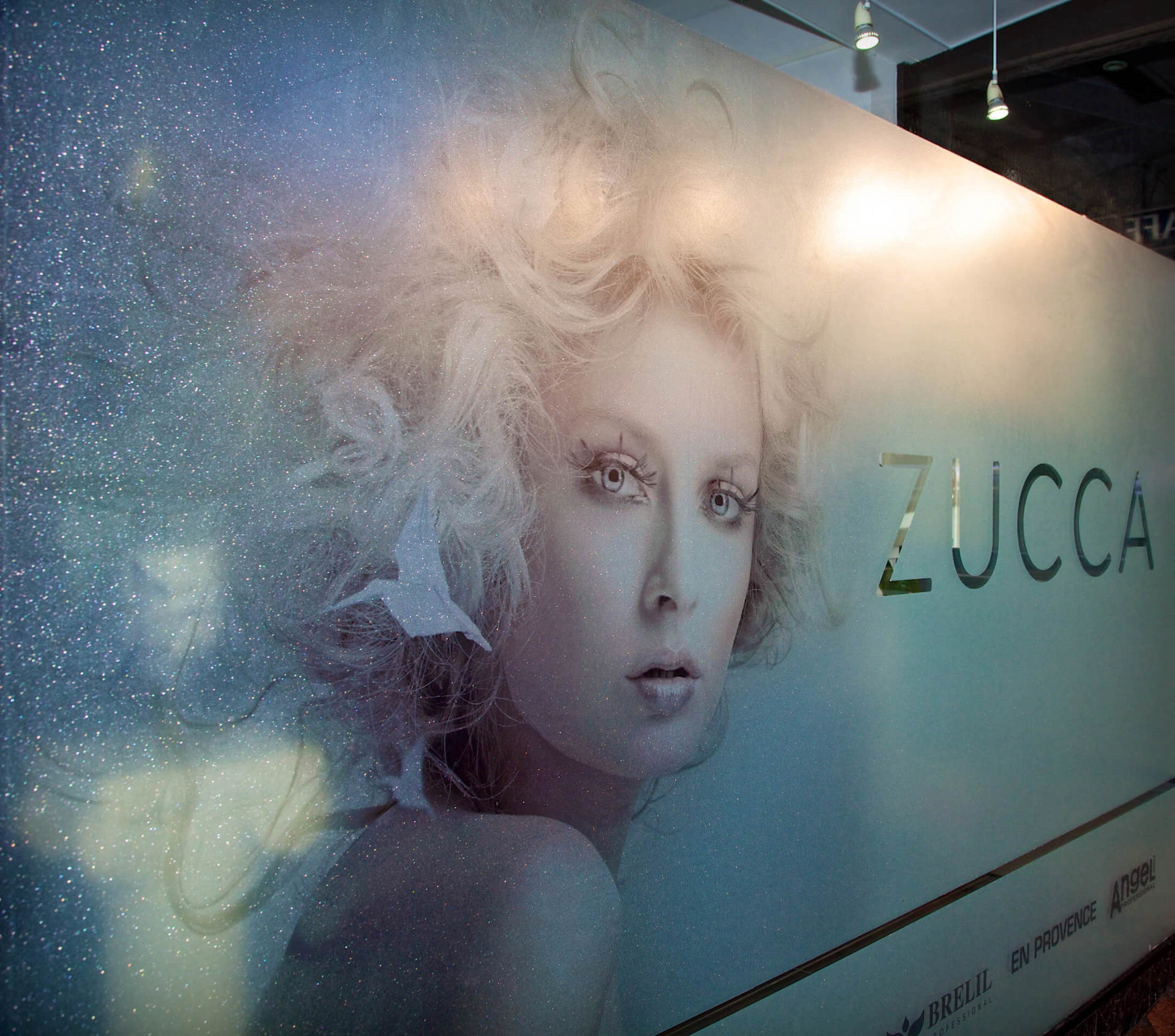 With Quality Signage... Keep it Local Williams Signs + Graphix