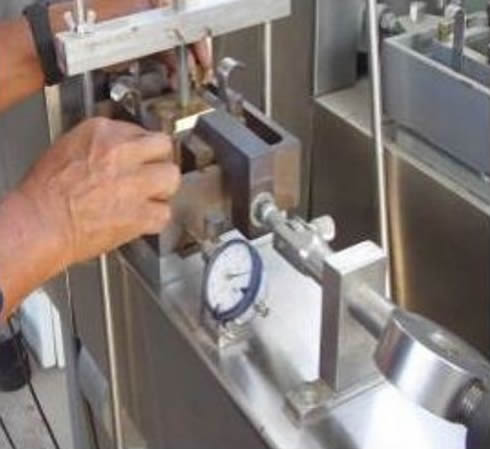 Laboratorio De Suelo Labsy Const,  realizamos análisis  de agua.