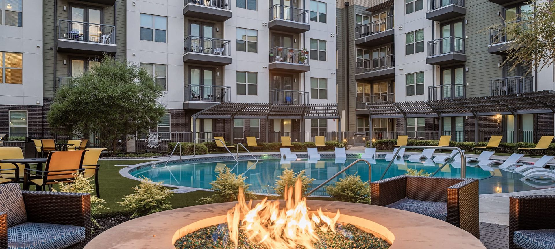 Apartments In Dallas, TX The Nash