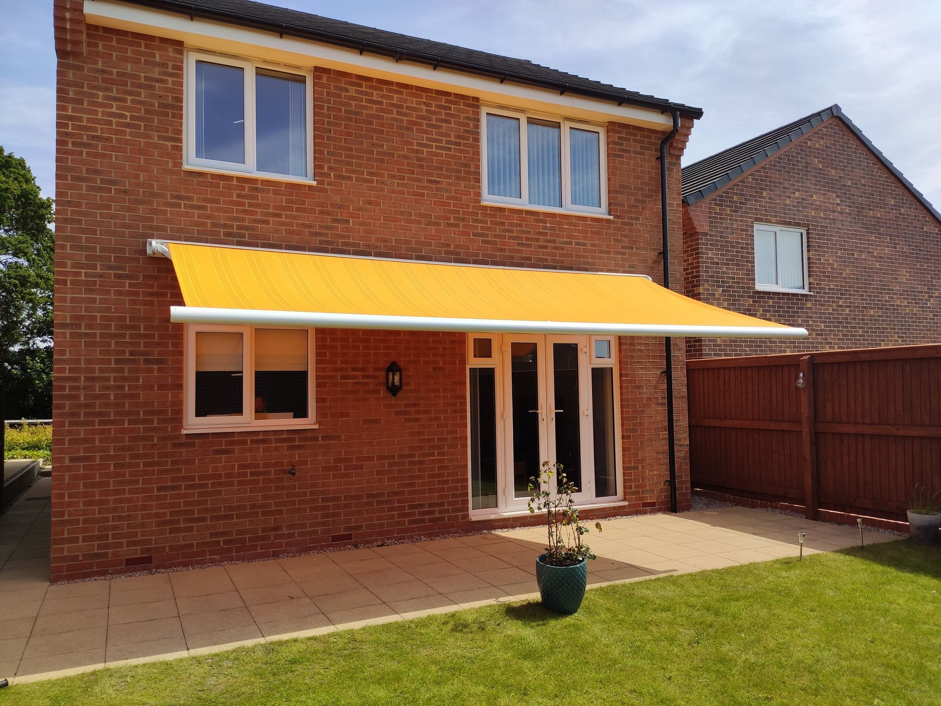 Glass Verandas & Patio Awnings Chester, Tarporley, Cheshire, Wirral, Liverpool, Manchester | Patio Awnings Chester