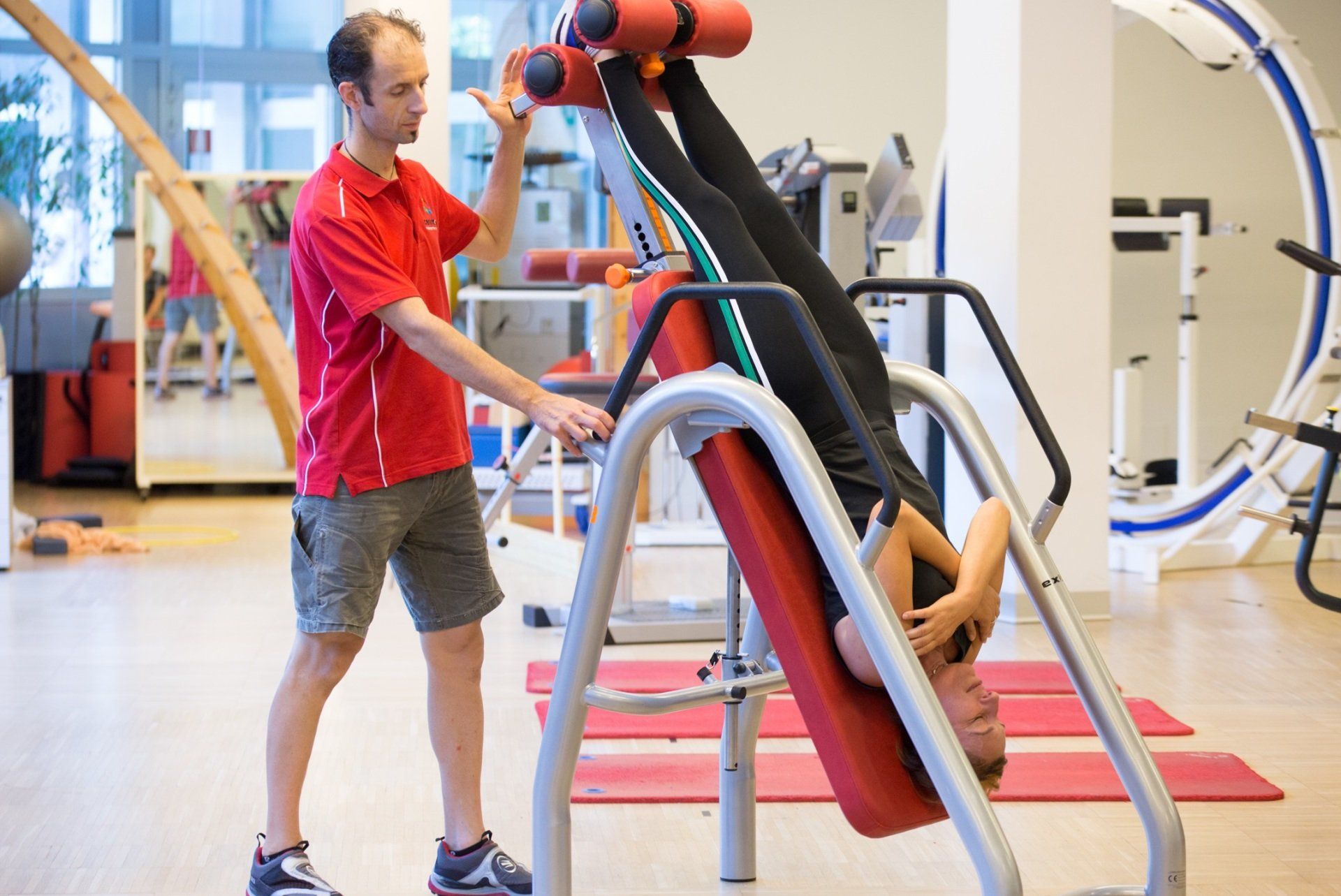 attrezzo per distensione della colonna vertebrale