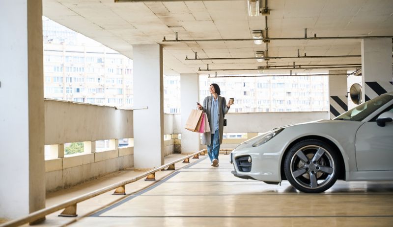 Common Mistakes Porsche Owners Make When Choosing Insurance