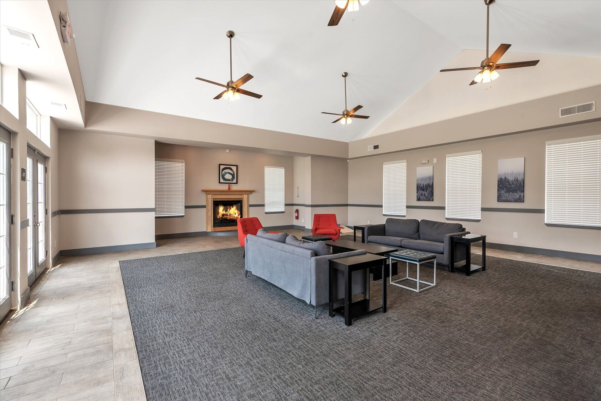 Toledo, Ohio Apartments for Rent Larchmont Estates