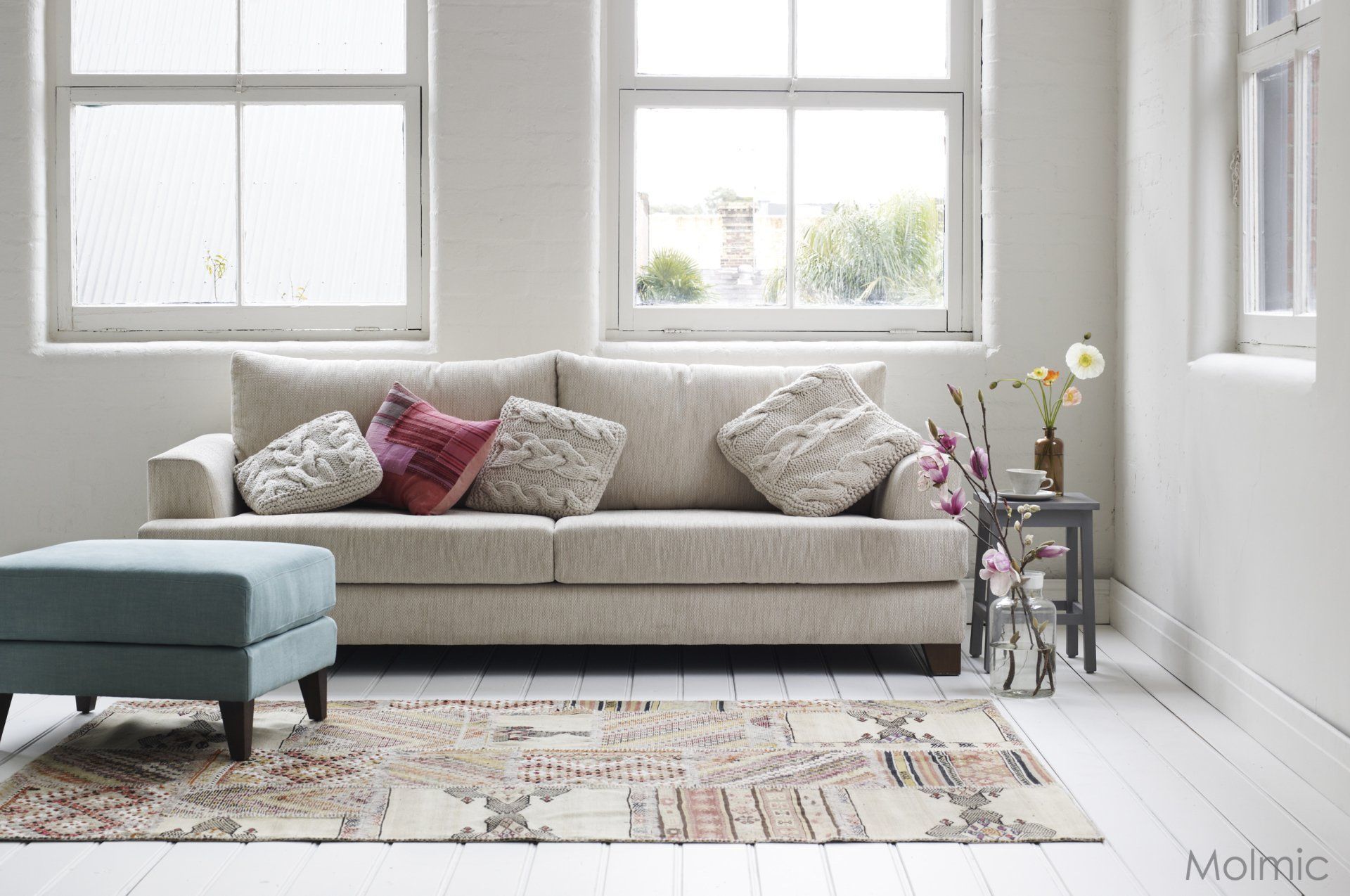 Sofas & Lounge Suites