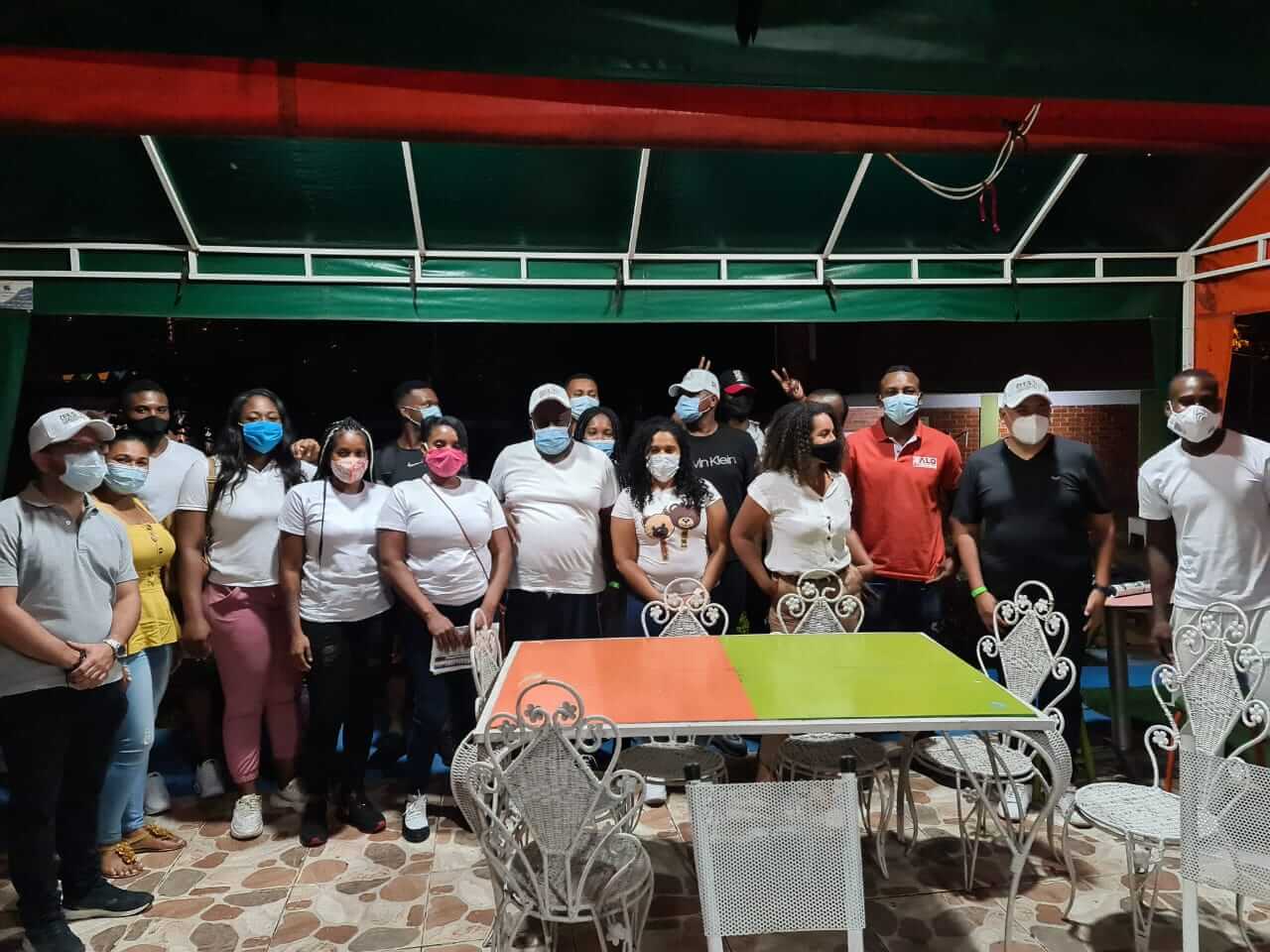 Socialización con la comunidad