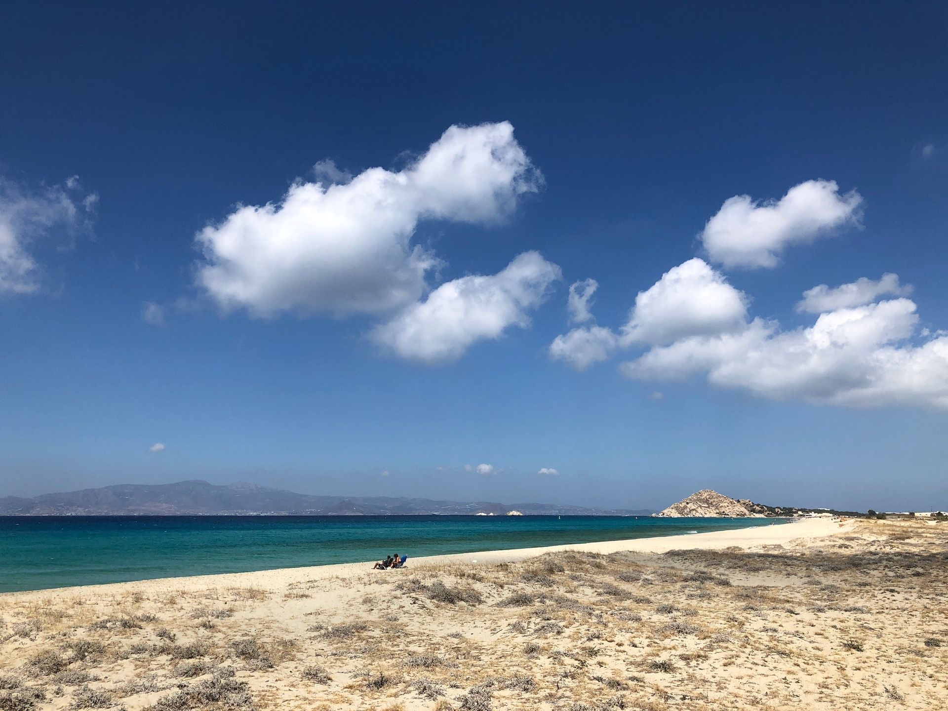 Mikri Vigla beach in Naxos