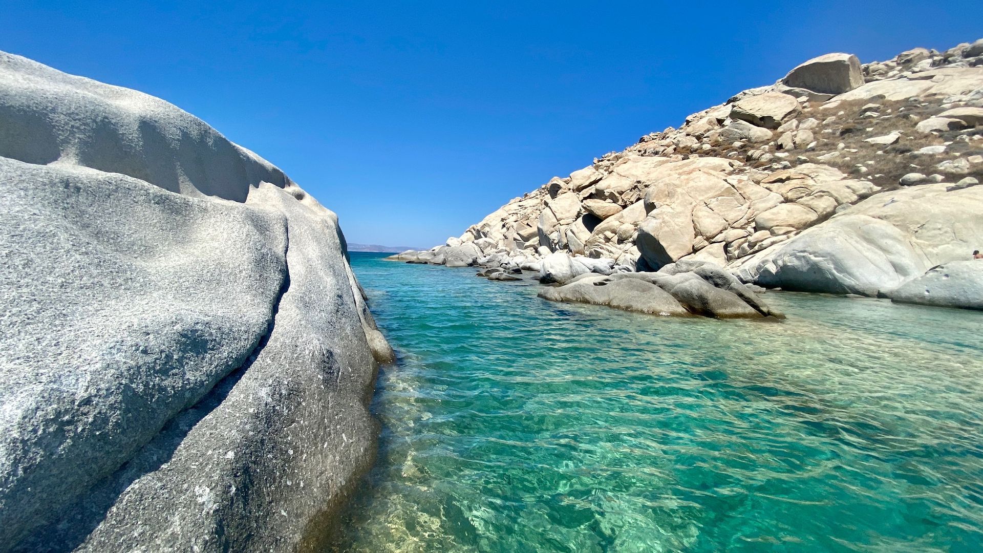 Mikri Vigla beach in Naxos, five minutes walk from Kyparissi Villa