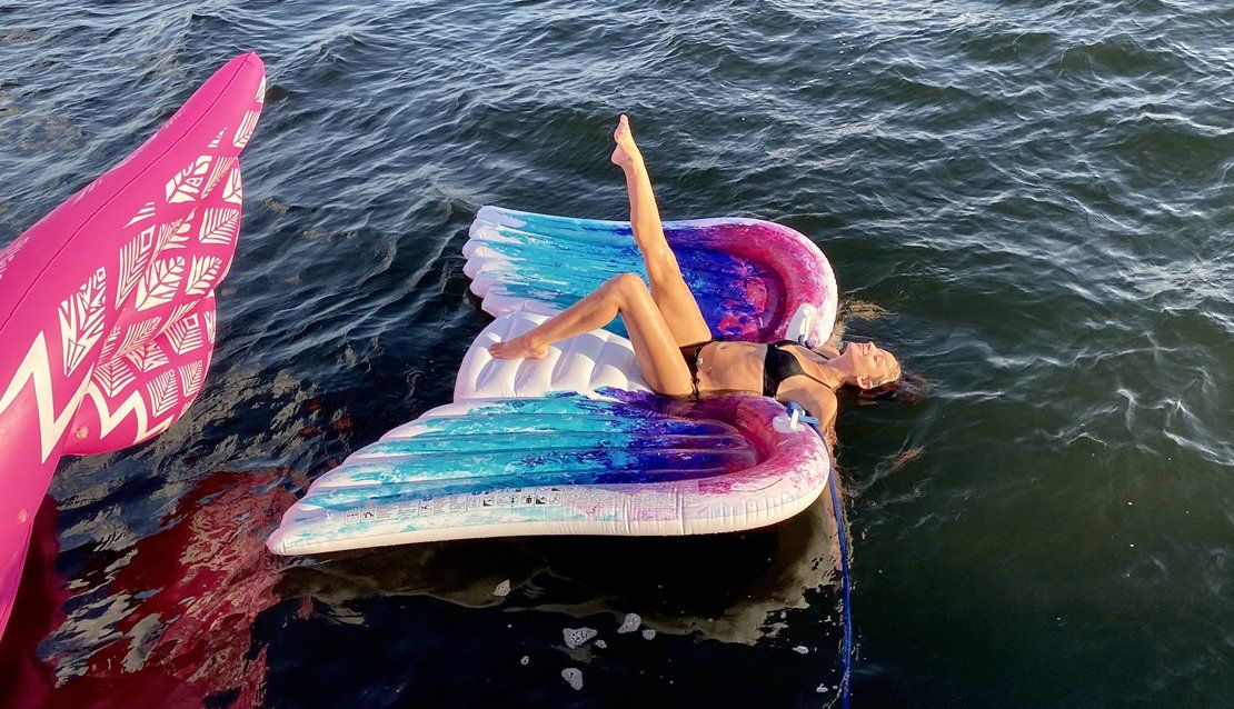 yacht rental bachelorette