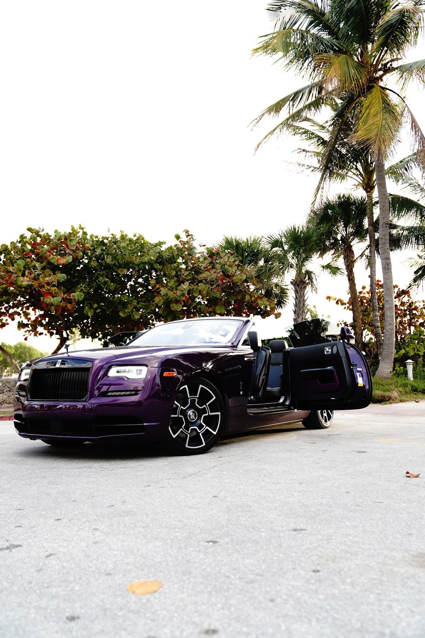 Rolls-Royce Dawn Purple