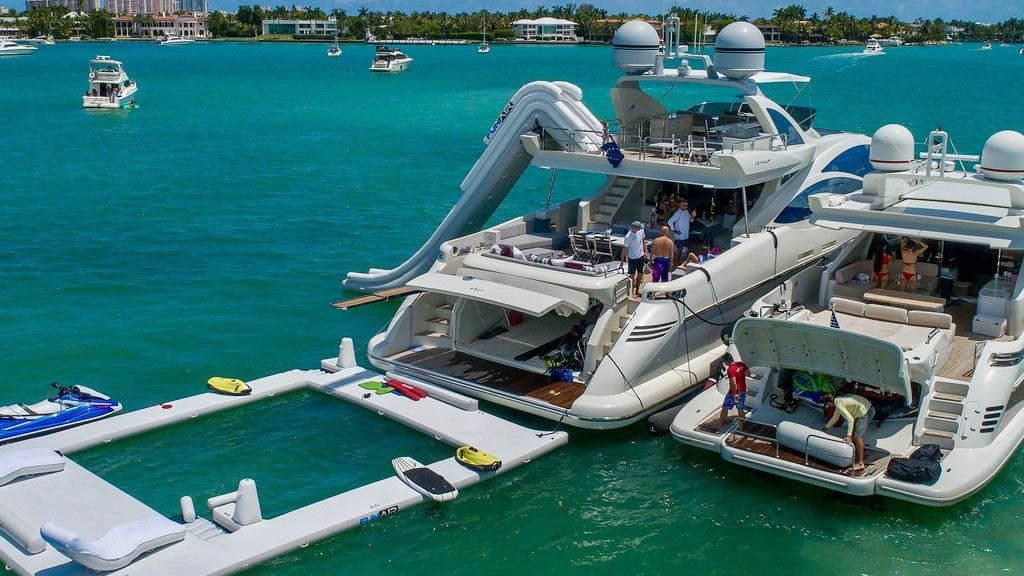 yacht party boat rental