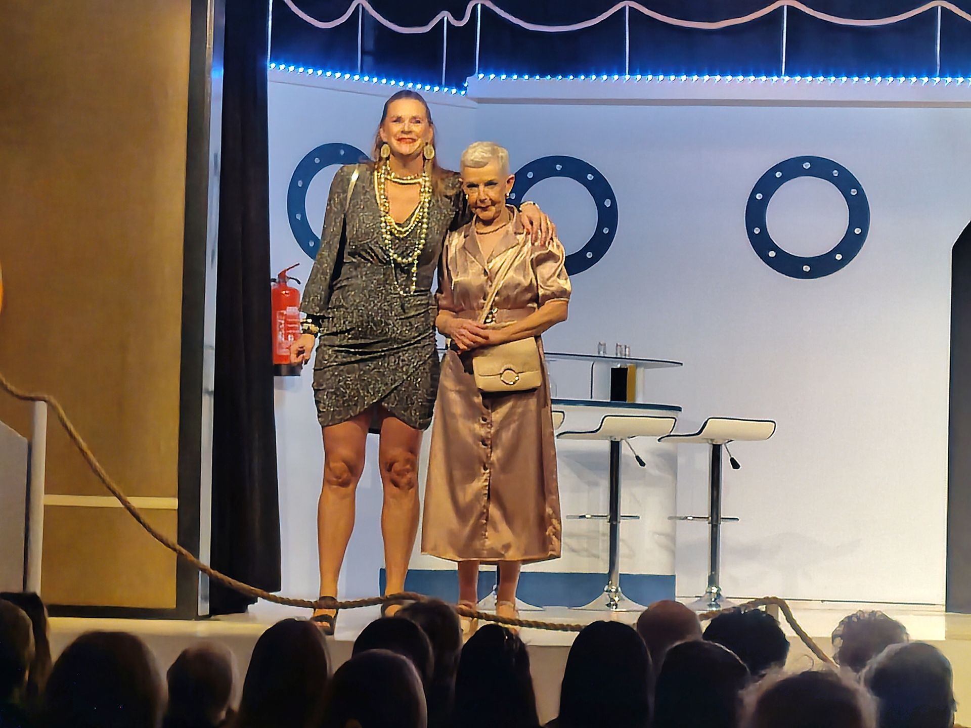 Alle hens aan dek: Love boat zingend