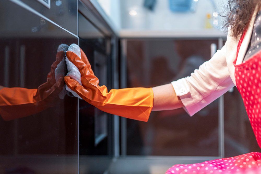 Cleaning The Kitchen - Houston, TX - All Premiere Service Solutions
